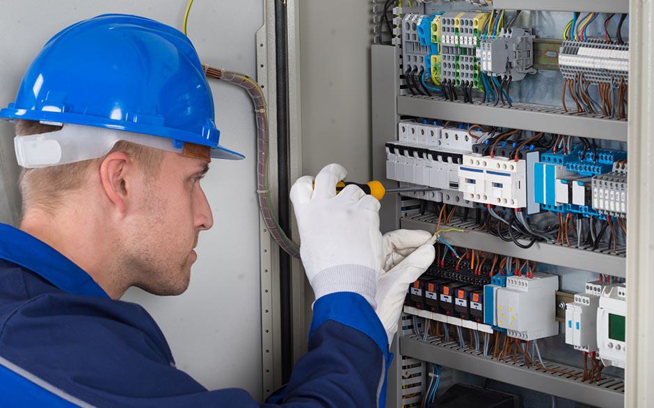 installateur électricien Paris 7